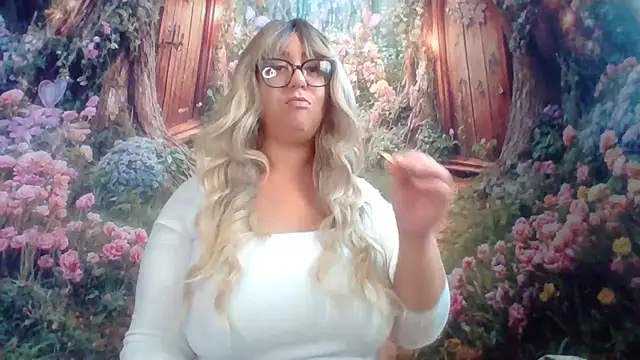 Paisleehaze online show from April 7, 4:20 pm