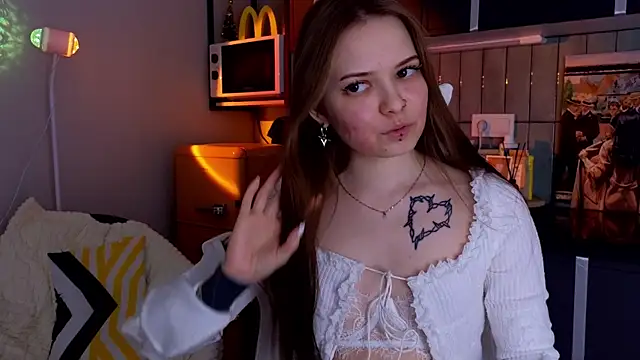 doll lol  online show from December 21, 12:37 am