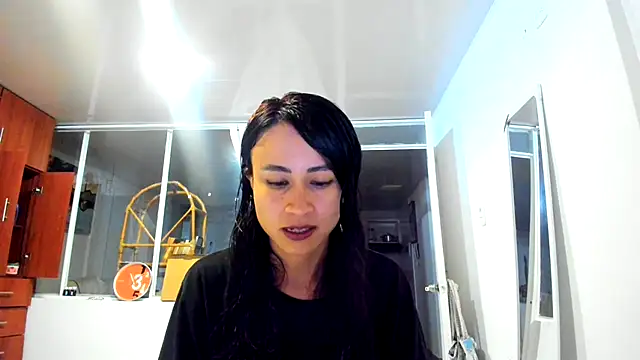 Snapshot of reme_ark23 chatting on October 21, 4:05 am reme ark23 online show from October 21, 4:05 am