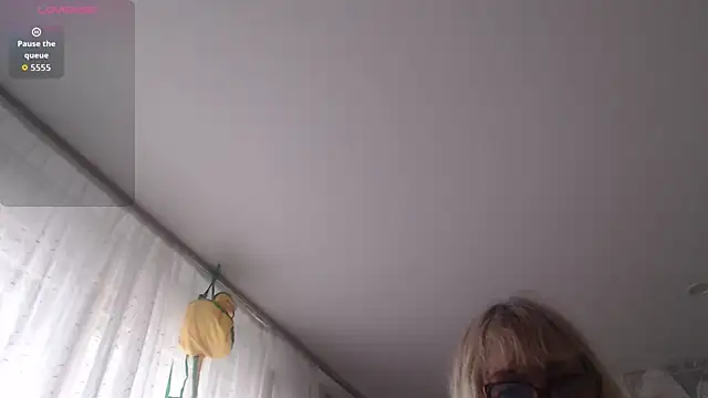 CamDiva113 online show from April 13, 6:36 am