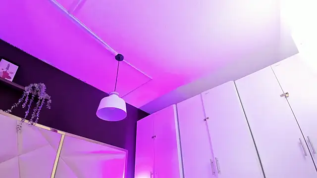 April bowie online show from April 15, 11:33 am