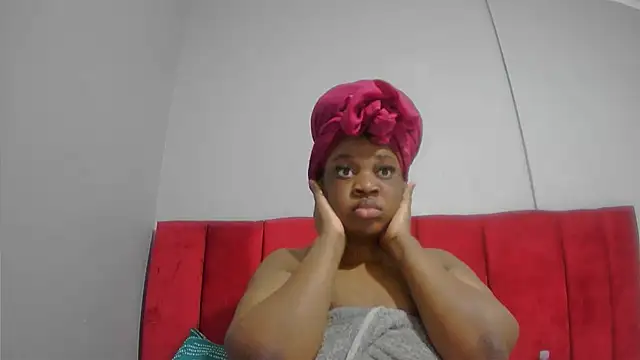 Snapshot of assqueenxx chatting on October 21, 4:27 am assqueenxx online show from October 21, 4:27 am