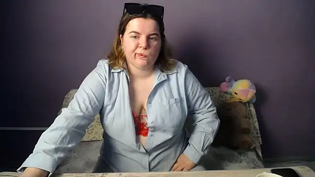 so shy online show from June 5, 6:17 am