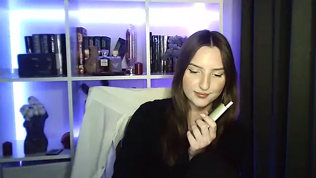 X Alisa online show from February 19, 8:29 pm