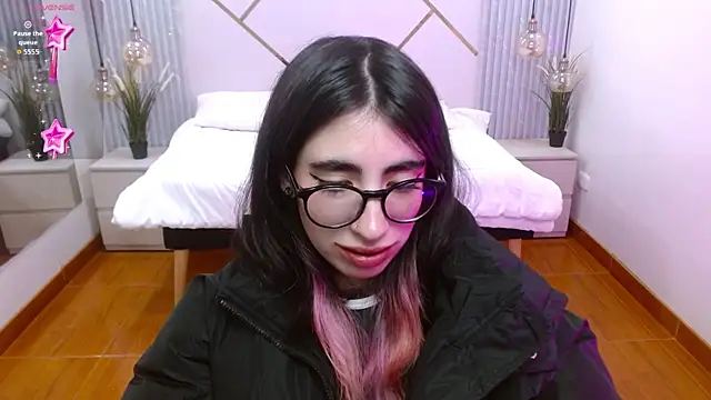 LenaRoses online show from November 12, 12:58 pm