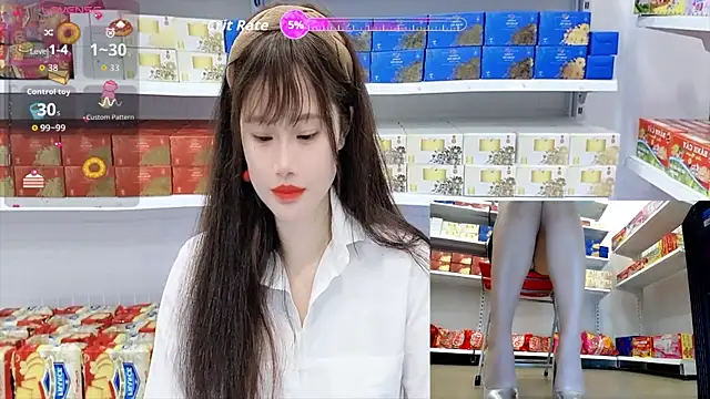 7Eleven  online show from July 3, 1:50 pm