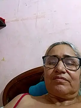 Snapshot of _candi chatting on October 20, 10:13 pm candi online show from October 20, 10:13 pm