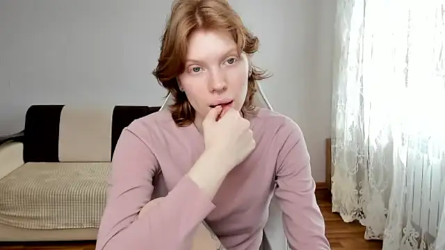 StellaDavis online show from April 21, 10:44 am