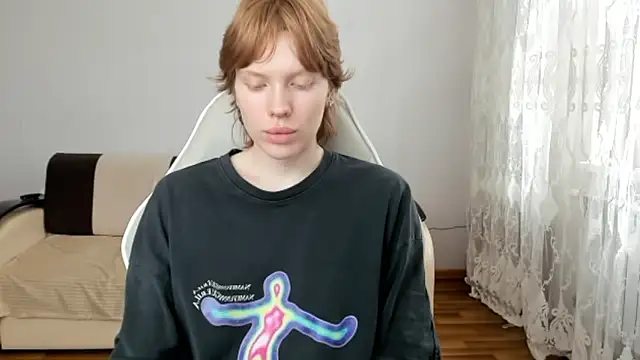 StellaDavis online show from June 12, 11:07 am