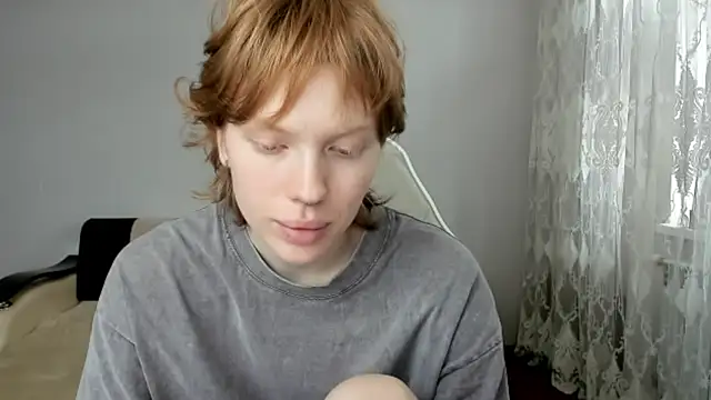 StellaDavis online show from June 28, 11:06 am