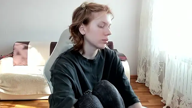 StellaDavis online show from April 23, 12:29 pm