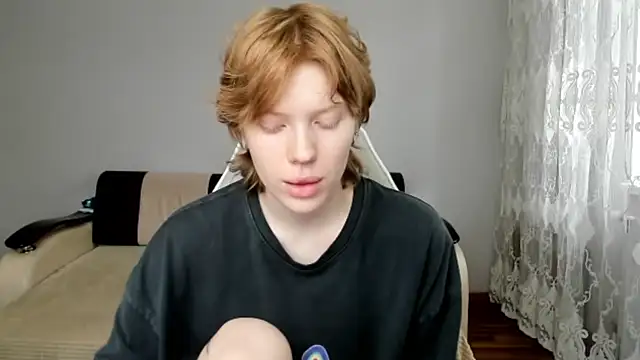 StellaDavis online show from July 18, 10:07 am