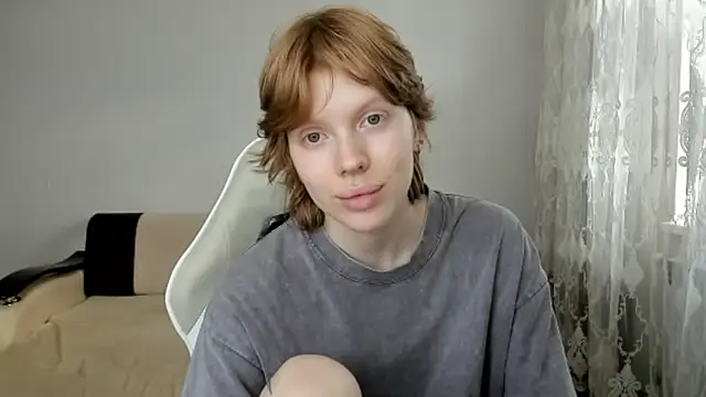 StellaDavis online show from June 24, 11:09 am