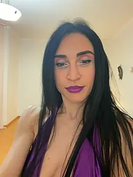 Mona da online show from May 5, 10:46 pm