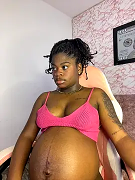 Snapshot of Tamara_Lubezkii chatting on September 27, 4:25 pm Tamara Lubezkii online show from September 27, 4:25 pm