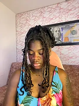 Snapshot of Tamara_Lubezkii chatting on September 28, 4:45 pm Tamara Lubezkii online show from September 28, 4:45 pm