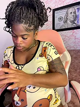 Snapshot of Tamara_Lubezkii chatting on September 19, 9:58 pm Tamara Lubezkii online show from September 19, 9:58 pm