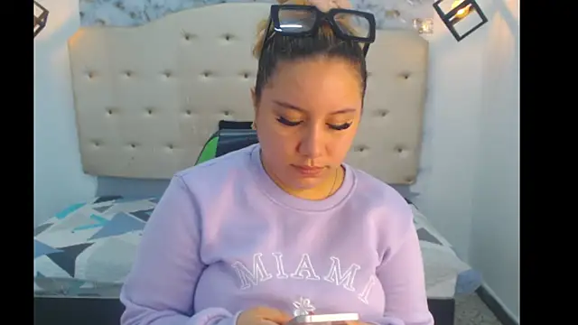 Kathiasaints online show from March 29, 6:40 pm