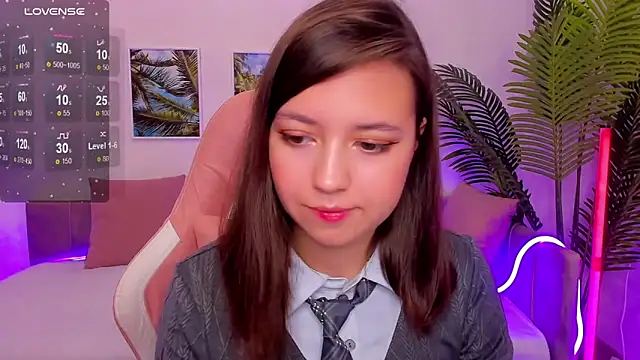 Lina Brownie online show from September 18, 3:38 am