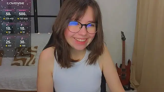 Lina Brownie online show from December 20, 3:10 am