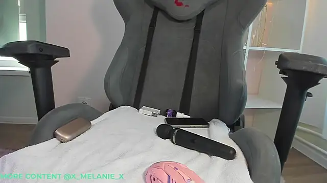 fuckdoll 18 online show from March 30, 2:27 pm