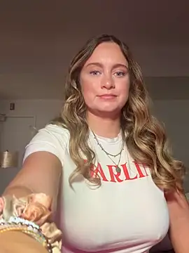 Sophie Raegan online show from February 27, 3:45 pm