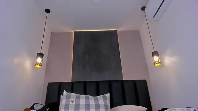 rachellmartinez online show from January 7, 5:49 pm