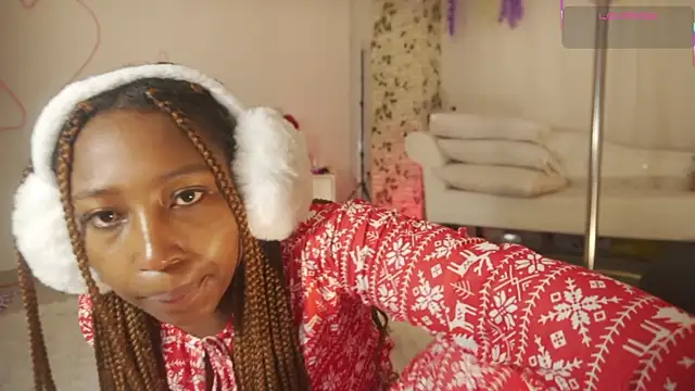 EmmaSanzz  online show from December 22, 12:30 pm