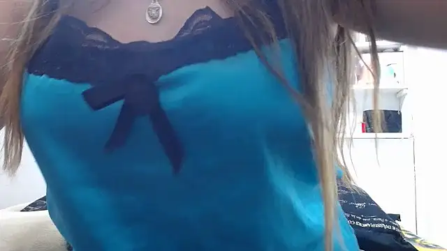 Luna girlhot  online show from March 17, 4:55 pm