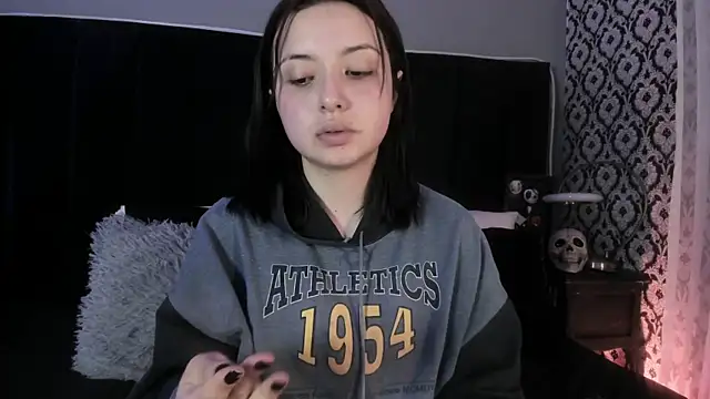 Adeelinee online show from March 27, 7:58 pm