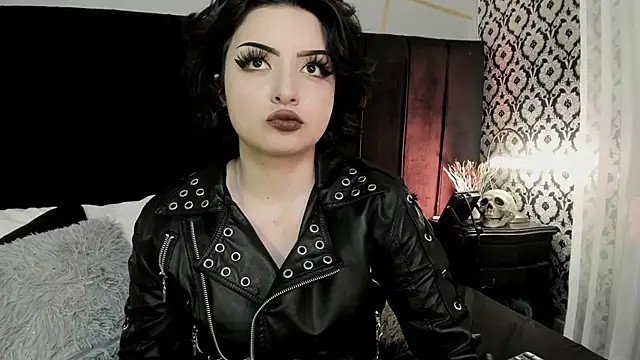 Adeelinee online show from September 19, 8:52 pm