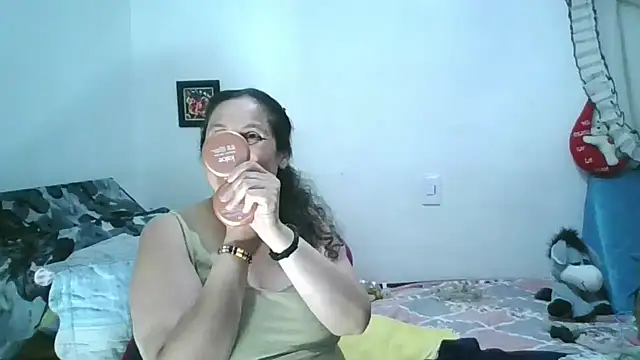 ximenajimenez online show from February 11, 11:17 pm