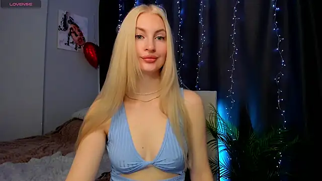 Snapshot of Kimmy_powell chatting on October 23, 4:18 am Kimmy powell online show from October 23, 4:18 am