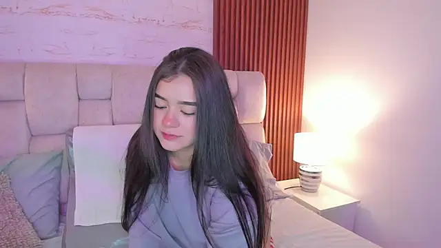 SophiaWylde online show from January 14, 5:34 am