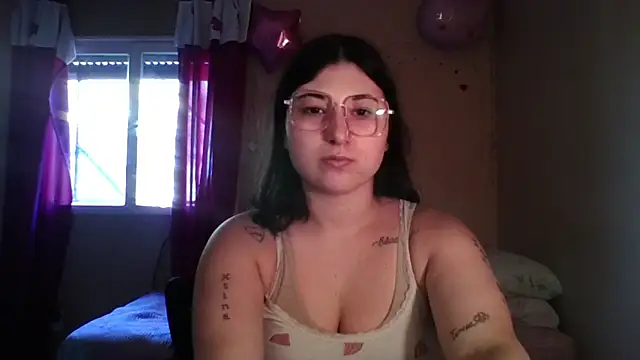 imsohornydacom online show from March 19, 8:02 pm