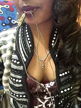 jasss-11 online show from January 6, 7:39 pm