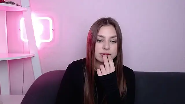 MilanaAngelAs online show from March 13, 5:53 am