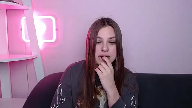 MilanaAngelAs online show from March 10, 8:46 pm