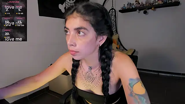 Nina-monroe online show from June 17, 11:06 pm