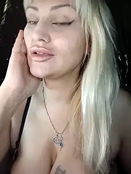 Freya Milf online show from October 3, 8:52 am