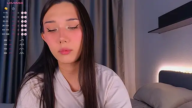 Kaia Sunshine Mia online show from July 22, 2:40 pm