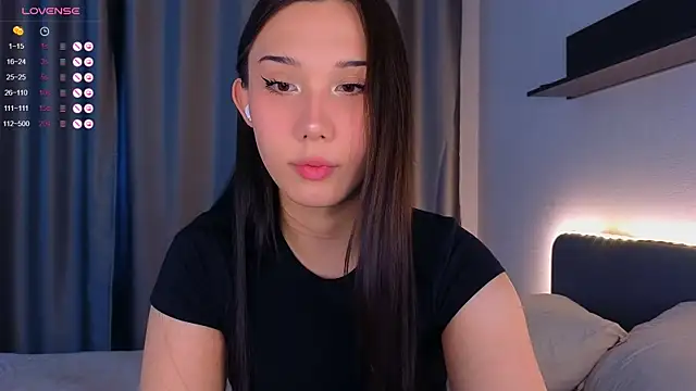 Kaia Sunshine Mia online show from June 26, 9:54 am
