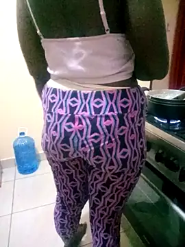 zainabsmile online show from February 14, 5:15 pm