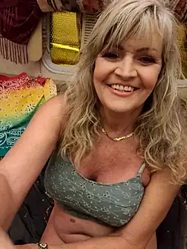 annika lately online show from March 18, 2:49 am