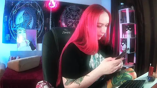 miss jenna lovee online show from April 3, 1:03 am