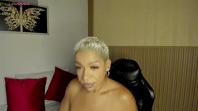 summer night  online show from April 12, 12:41 pm