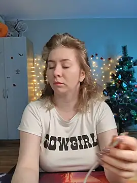 D0nna  online show from December 21, 5:17 pm