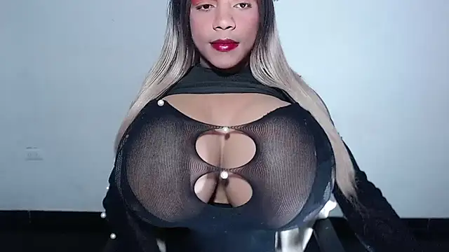 andreablackcock online show from June 10, 9:24 pm