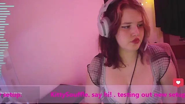 Kitty-Souffle online show from May 24, 11:53 am
