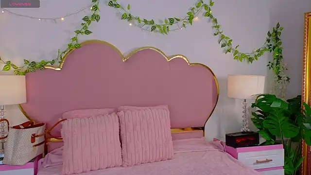 EmmaCrush online show from November 28, 9:51 pm